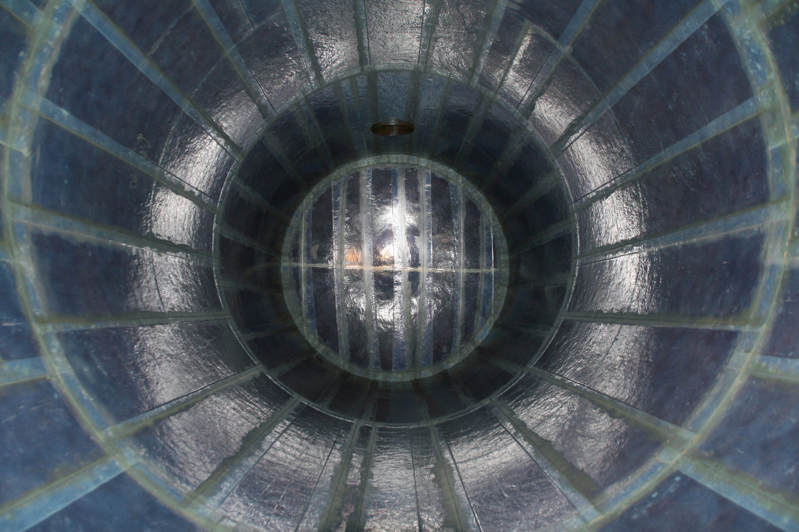 太陽油化のFRP内面ライニング施工について