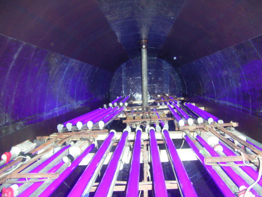 地下タンクFRP内面ライニング施工とは